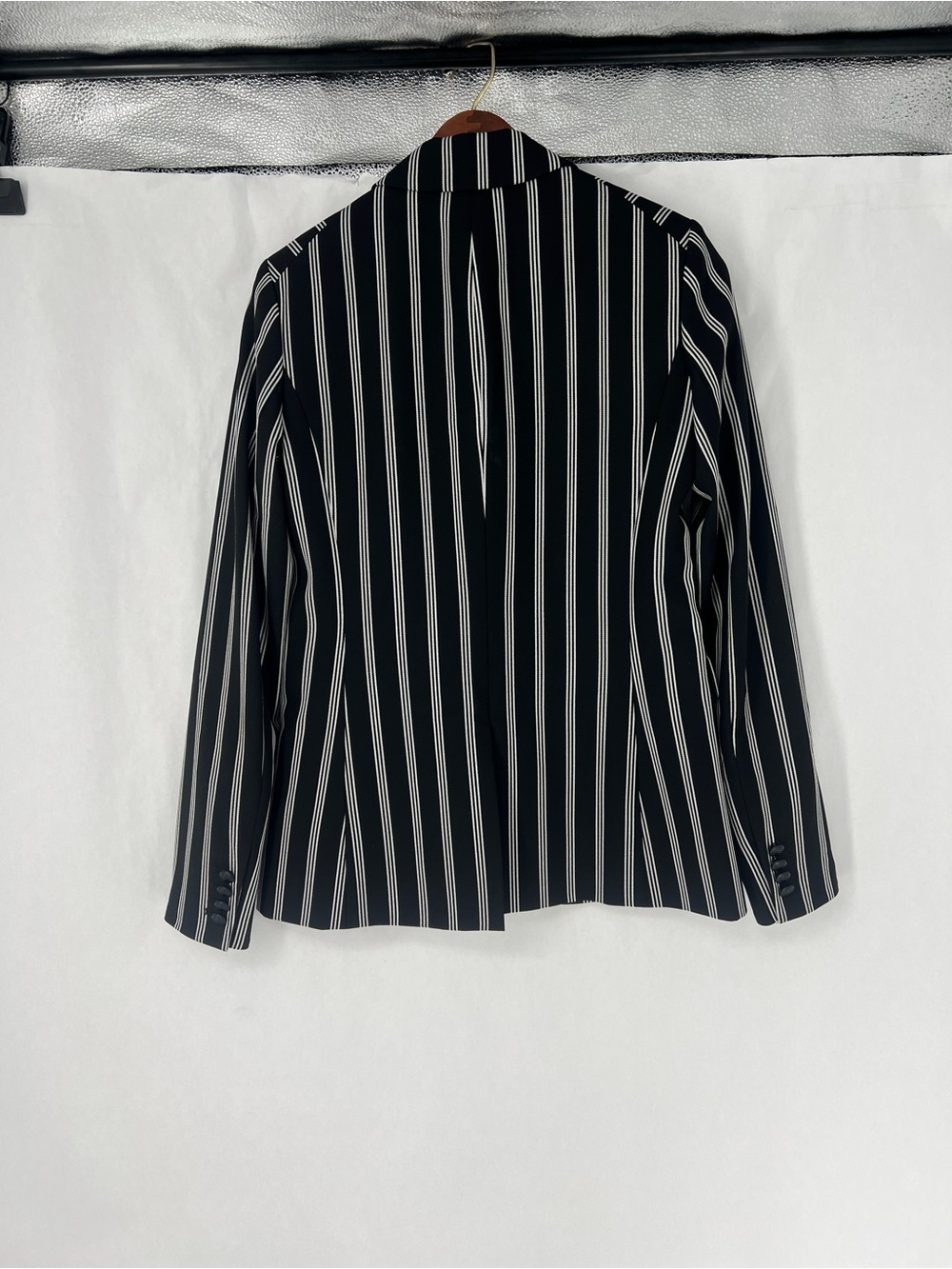 Veronica Beard $650 Miller Dickey Blazer Jacket Pinstripe Black White Size 4 - Picture 6 of 10